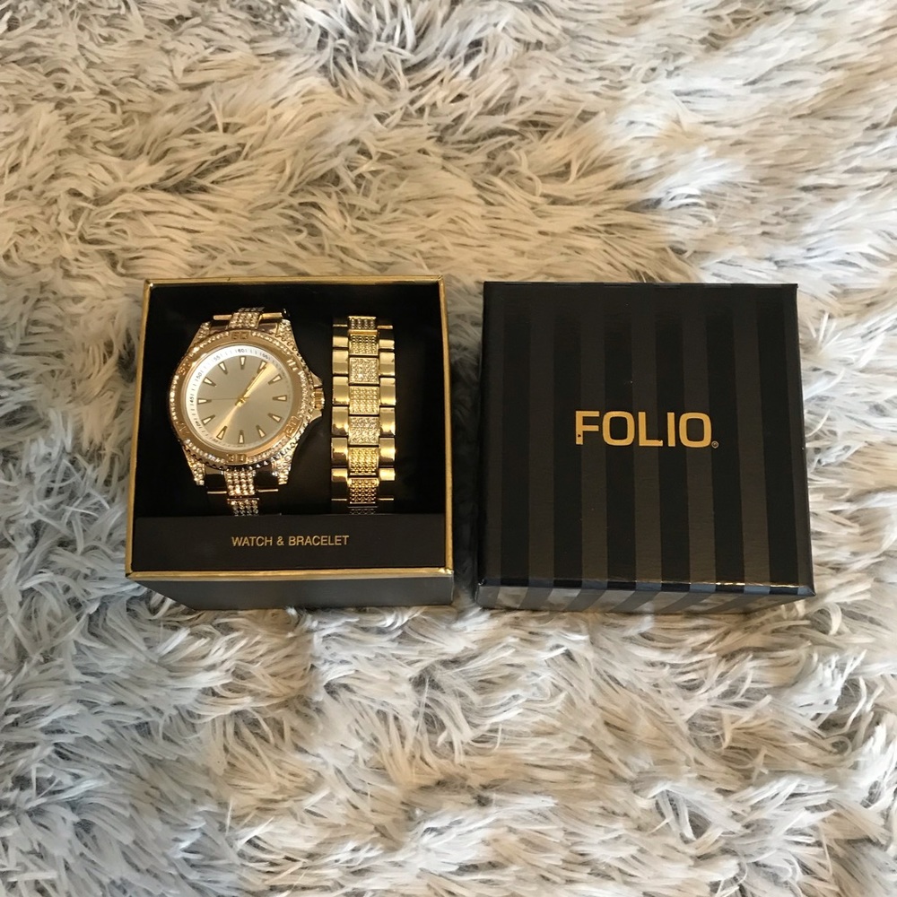 Folio Men’s Crystal Gold-Tone Watch & Bracelet Gift set